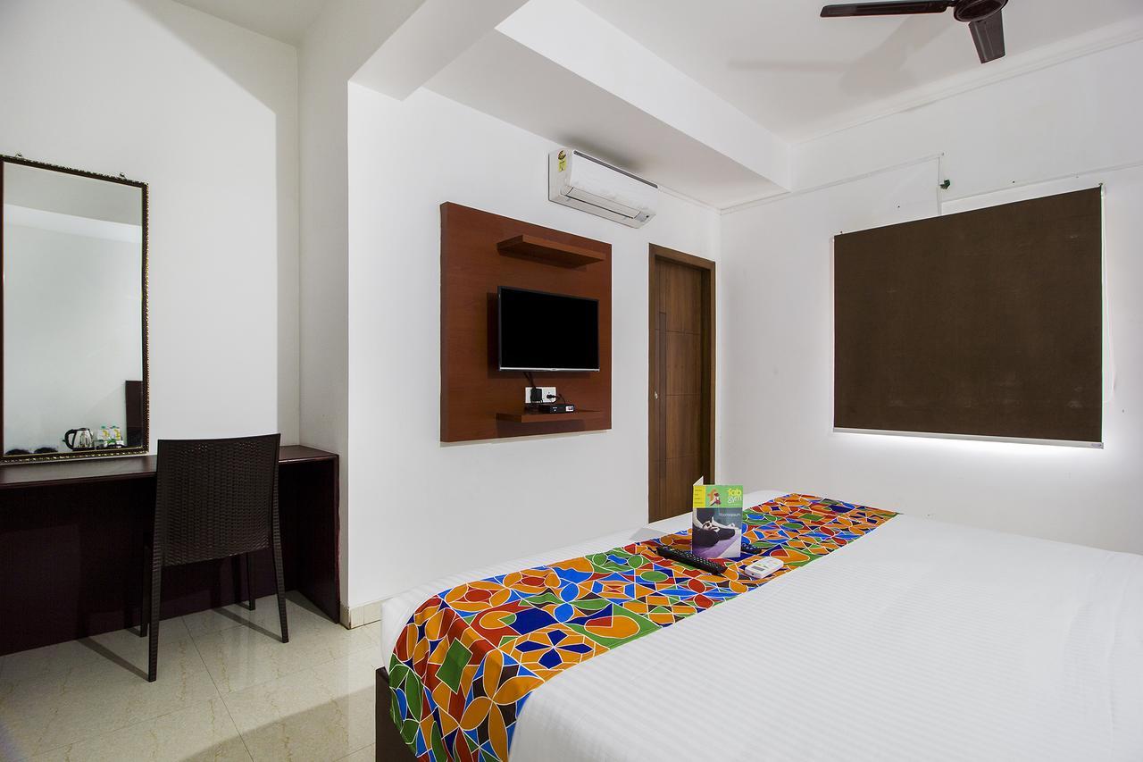 היידראבד Fabhotel Limestone Aura מראה חיצוני תמונה